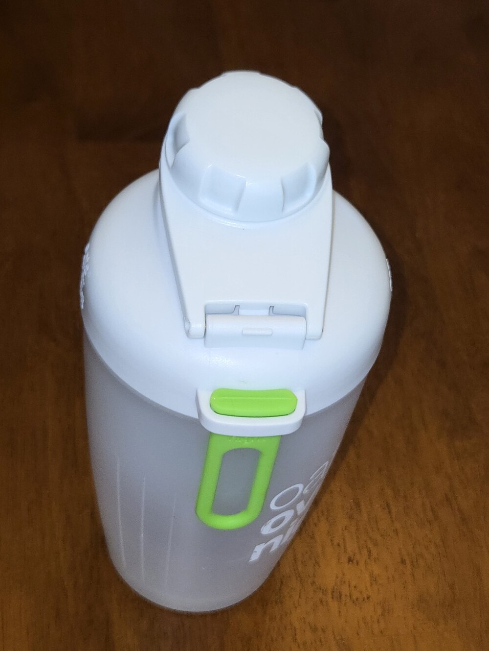 Overnight Oats Shaker Bottle with Green Accent